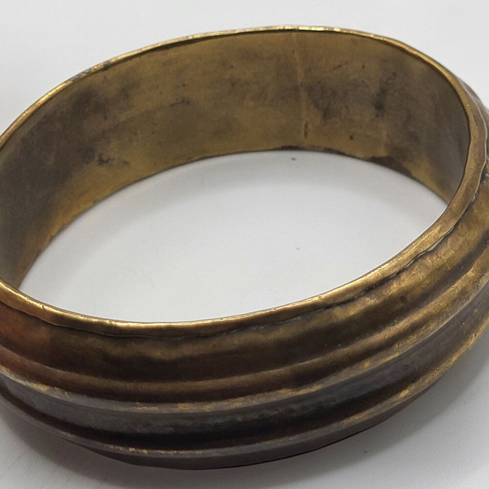 Estate Vintage Brass Modernist Chunky Bangle Bracelet 2.6in dia - Picture 3 of 5